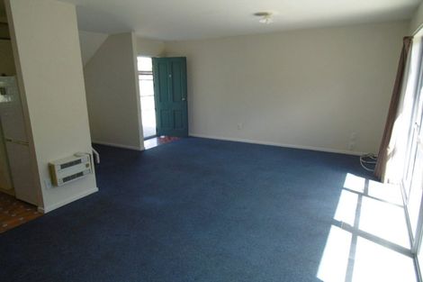 Photo of property in 2/72 Wainui Street, Riccarton, Christchurch, 8041