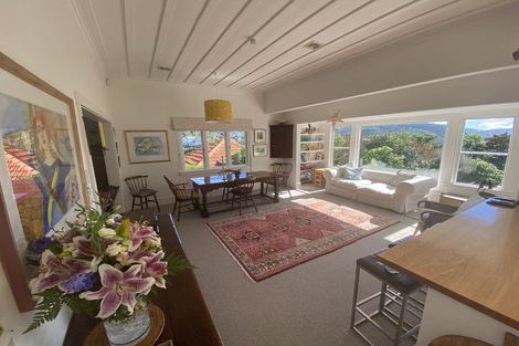 Photo of property in 25 Saint Michaels Crescent, Kelburn, Wellington, 6012