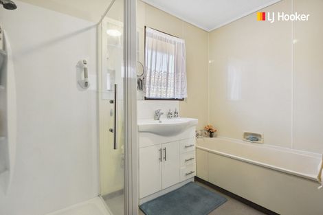 Photo of property in 11a Lochend Street, Musselburgh, Dunedin, 9013