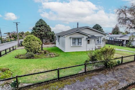 Photo of property in 25 Gow Street, Ross, 7812