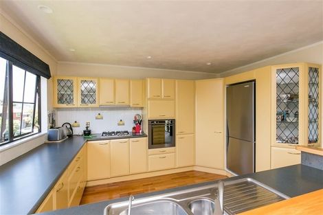 Photo of property in 74 Amapur Drive, Khandallah, Wellington, 6035