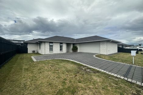Photo of property in 39 Kohekohe Road, Papamoa Beach, Papamoa, 3118