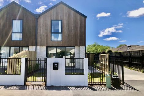 Photo of property in 2/58 Somme Street, St Albans, Christchurch, 8014