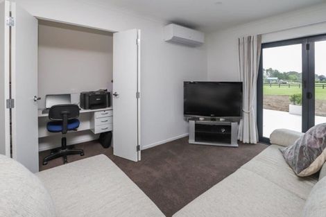 Photo of property in 3 Clover Close, Matangi, Hamilton, 3283