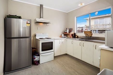 Photo of property in 59 Baylands Drive, Newlands, Wellington, 6037