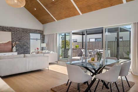 Photo of property in 30 Frank Ernest Crescent, Prebbleton, 7604