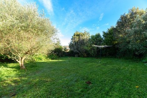 Photo of property in 15 Zita Maria Drive, Massey, Auckland, 0614