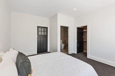 Photo of property in 22 Weston Road, St Albans, Christchurch, 8052