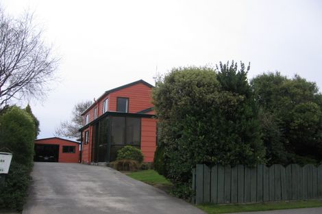 Photo of property in 64 Benmore Avenue, Cloverlea, Palmerston North, 4412