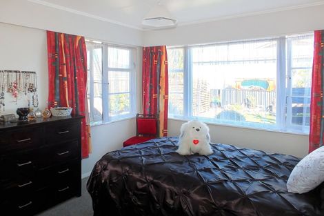 Photo of property in 15 Te Awa Street, Foxton Beach, Foxton, 4815