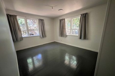 Photo of property in 23 Red Hills Road, Massey, Auckland, 0614