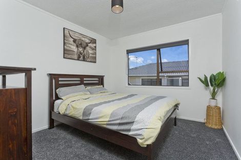 Photo of property in 2/38 Birkdale Road, Birkdale, Auckland, 0626
