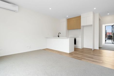 Photo of property in 70 Tahuhu Road, Mount Wellington, Auckland, 1062