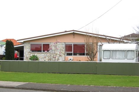 Photo of property in 8 Fitzroy Road, Fitzroy, New Plymouth, 4312