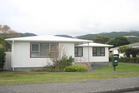 Photo of property in 156 Tilley Road, Paekakariki, 5034