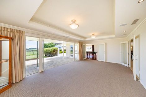Photo of property in 5 Te Arakura Road, Newbury, Feilding, 4775