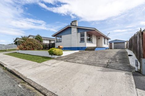 Photo of property in 24 Argyle Street, Kew, Invercargill, 9812