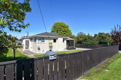 Photo of property in 65 Victoria Street, Carterton, 5713