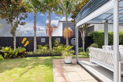 Photo of property in 5 Kihi Place, Ruakaka, 0116