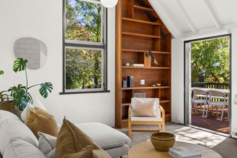 Photo of property in 25 Muritai Crescent, Havelock North, 4130