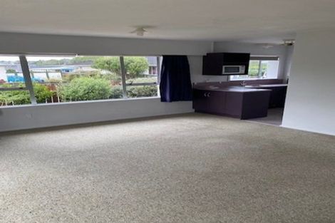 Photo of property in 8b Beauchamp Street, Tawa, Wellington, 5028