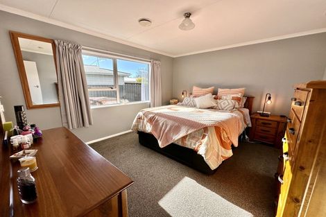 Photo of property in 2/64 Glengarry Crescent, Glengarry, Invercargill, 9810