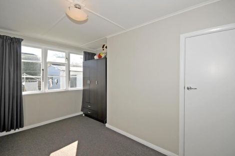 Photo of property in 76 Gordon Street, Avalon, Lower Hutt, 5011