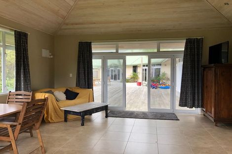 Photo of property in 316 Ocean Beach Road, Whangarei Heads, Whangarei, 0174