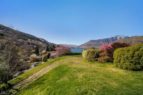 Photo of property in 13 Golden Terrace, Queenstown, 9300