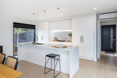 Photo of property in 3 Selleck Street, Mount Pleasant, Christchurch, 8081