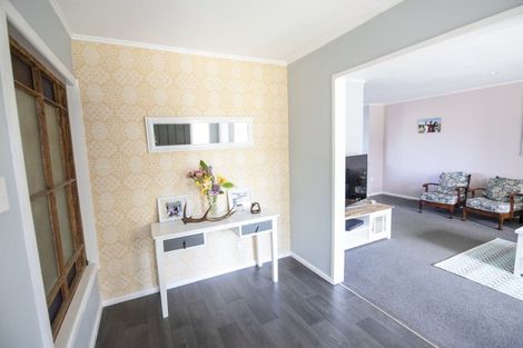 Photo of property in 6 Travis Street, Taradale, Napier, 4112