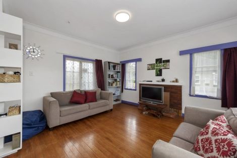 Photo of property in 239 Cambridge Road, Hillcrest, Hamilton, 3216