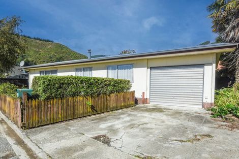 Photo of property in 7 Silverbirch Grove, The Brook, Nelson, 7010