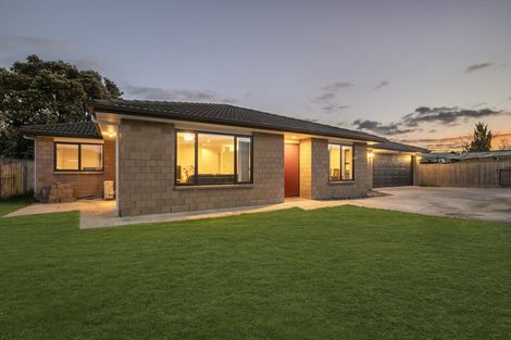 Photo of property in 5a Tiari Place, Mangere East, Auckland, 2024