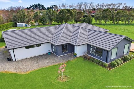 Photo of property in 283a Kimberley Road, Levin, 5571