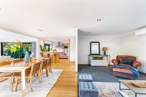 Photo of property in 163 West Harbour Drive, West Harbour, Auckland, 0618