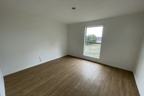 Photo of property in 1 Hewlett Road, Massey, Auckland, 0614