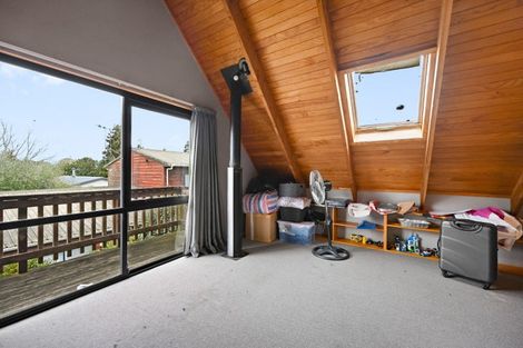 Photo of property in 12 Ohaupo Road, Hamilton Lake, Hamilton, 3204