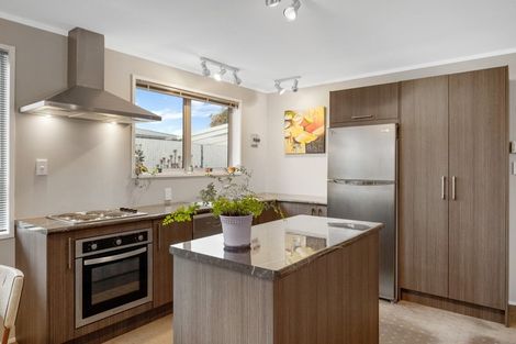 Photo of property in 84 Invergarry Road, Hilltop, Taupo, 3330