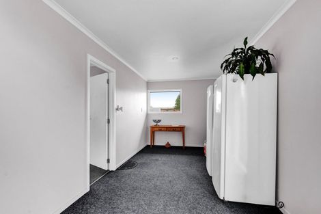 Photo of property in 5883 Mountain Road, Normanby, Hawera, 4673