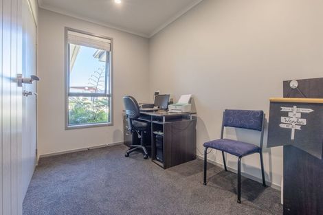 Photo of property in 8 Komahimahi Way, Motuoapa, 3382
