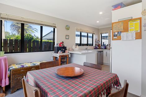 Photo of property in 4a Mellsop Avenue, Waiuku, 2123