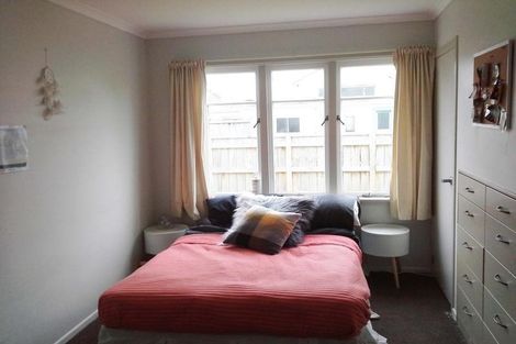 Photo of property in 59 Brois Street, Frankleigh Park, New Plymouth, 4310