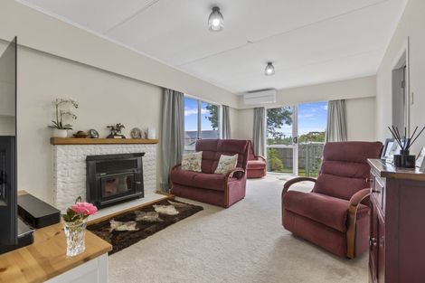 Photo of property in 5a Old South Road, Okato, 4335