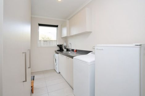 Photo of property in 10 Northside Drive, Waikiwi, Invercargill, 9810