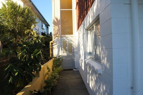 Photo of property in 50 Knightsbridge Drive, Forrest Hill, Auckland, 0620