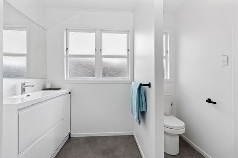 Photo of property in 12 Sunnyside Road, Nawton, Hamilton, 3200