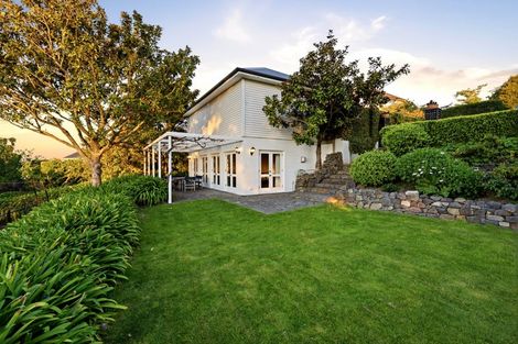Photo of property in 17 Heaton Rhodes Place, Cashmere, Christchurch, 8022