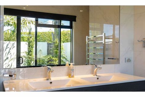 Photo of property in 10 Cochrane Drive, Kerikeri, 0230