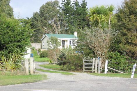 Photo of property in 131 Dunns Road, Otatara, Invercargill, 9879